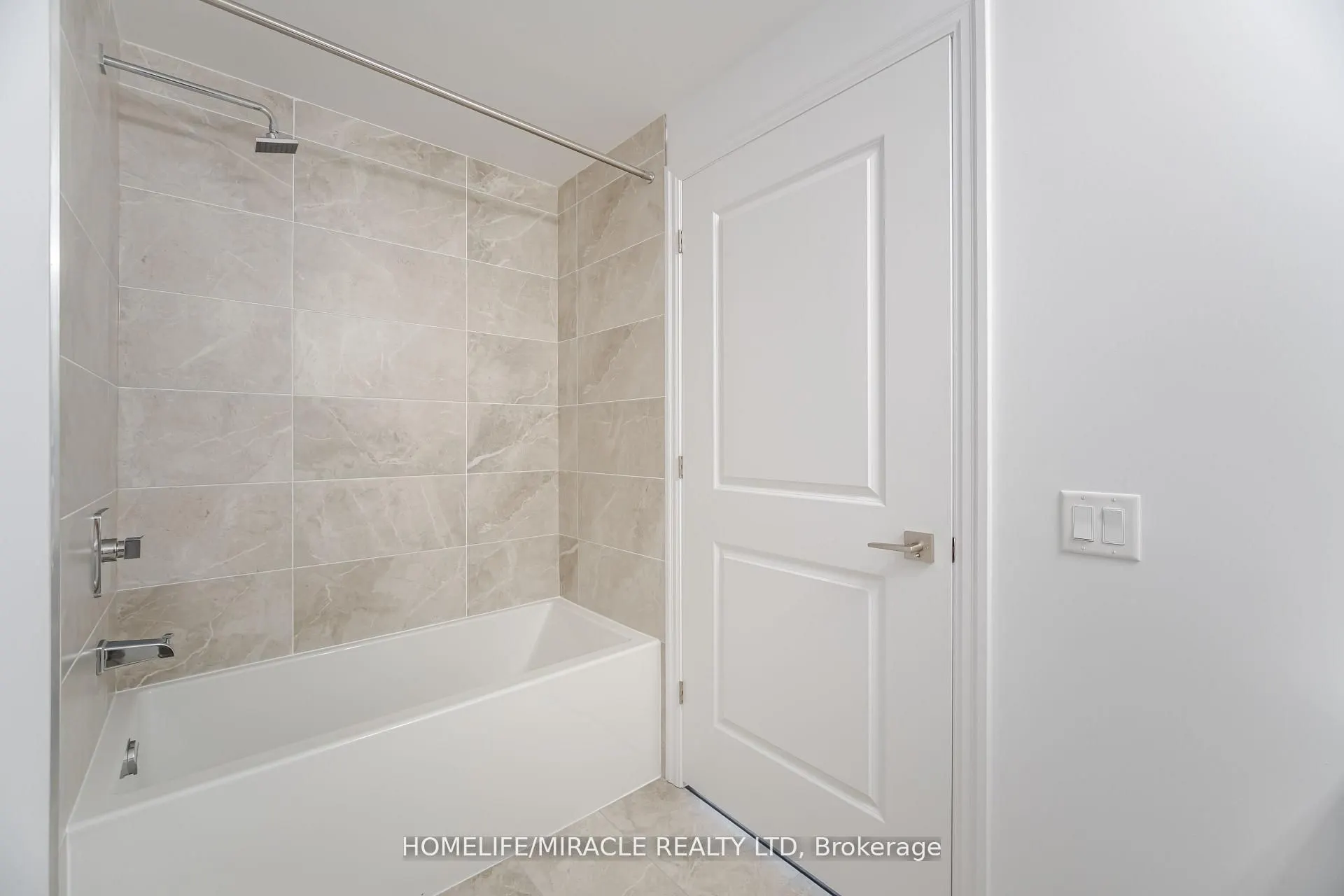 30 Elm Dr W, #1609