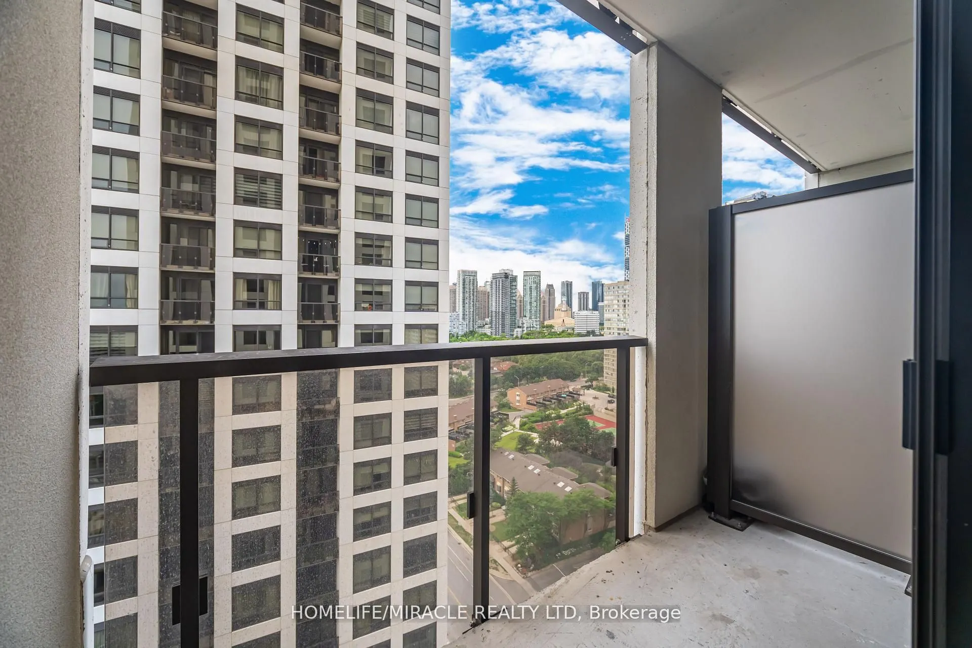 30 Elm Dr W, #1609