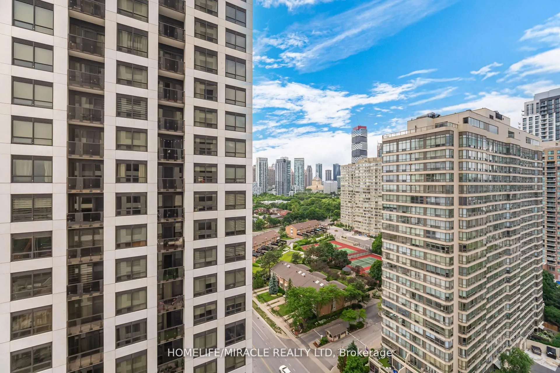 30 Elm Dr W, #1609