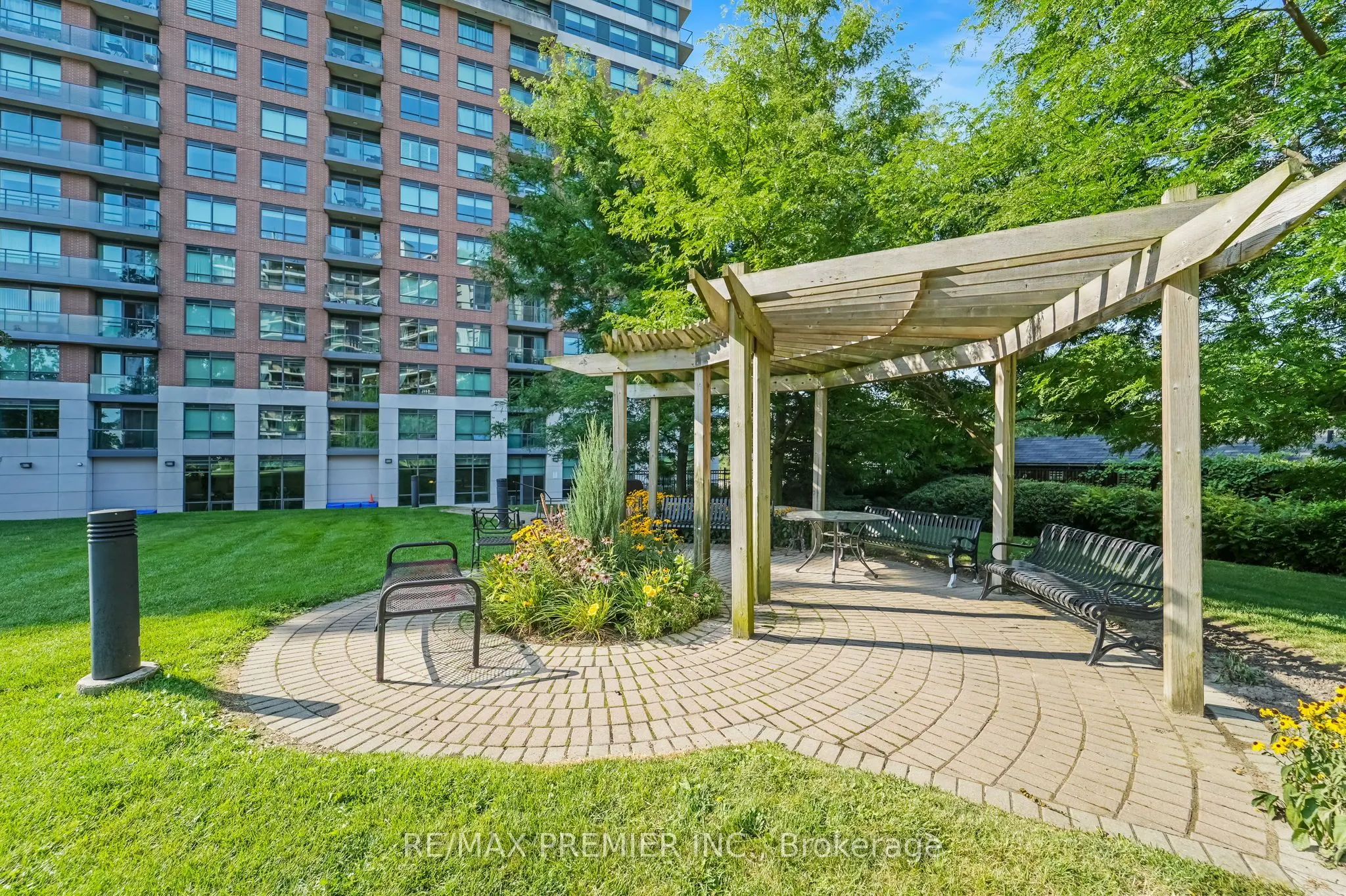1403 Royal York Road, #216