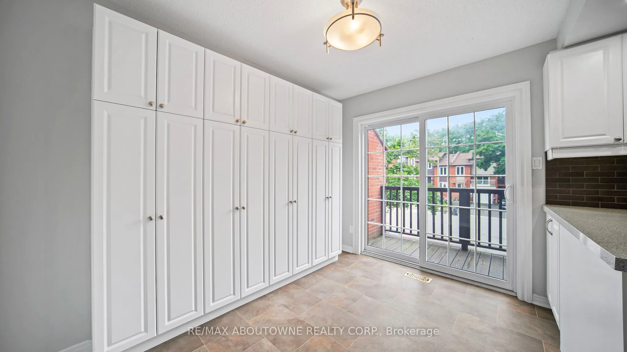 1228 Cornerbrook Place