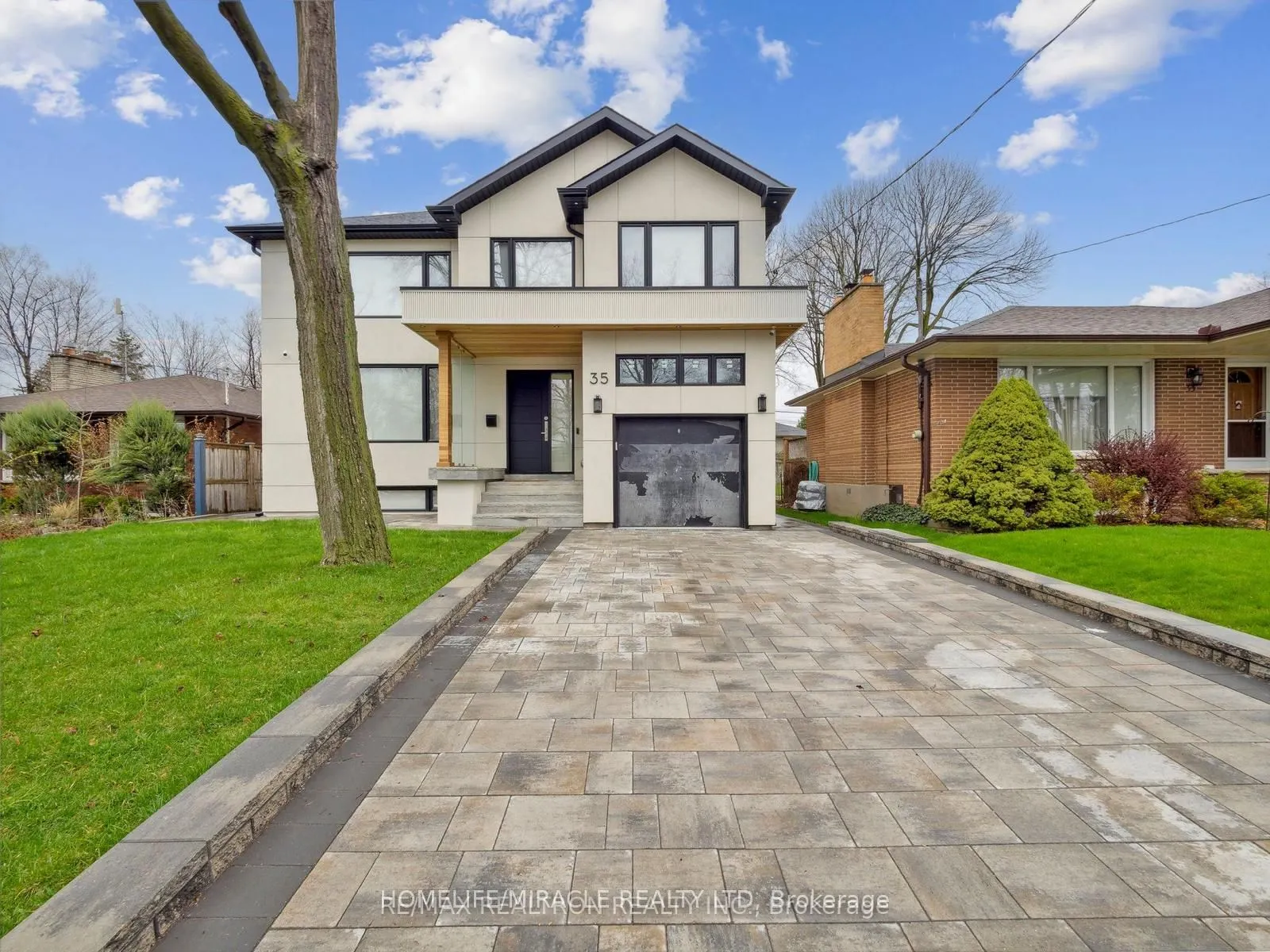 35 Alanmeade Crescent