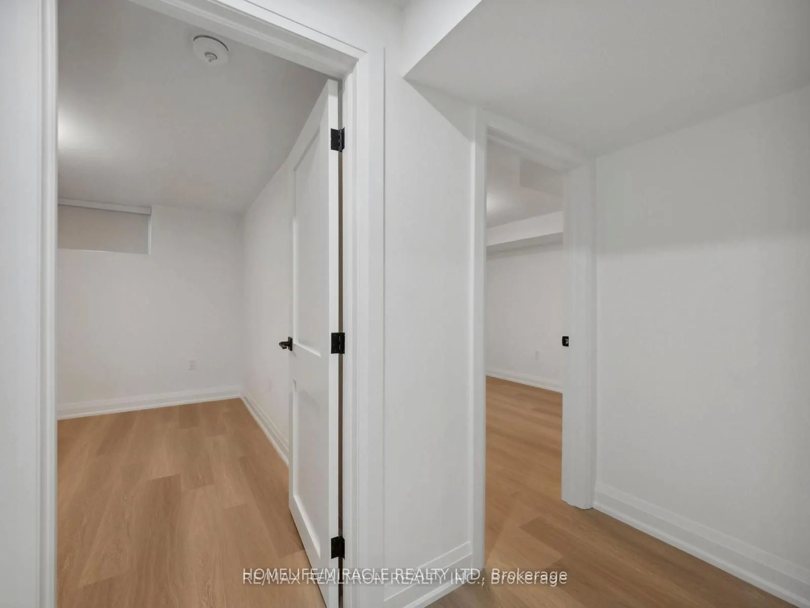 35 Alanmeade Crescent
