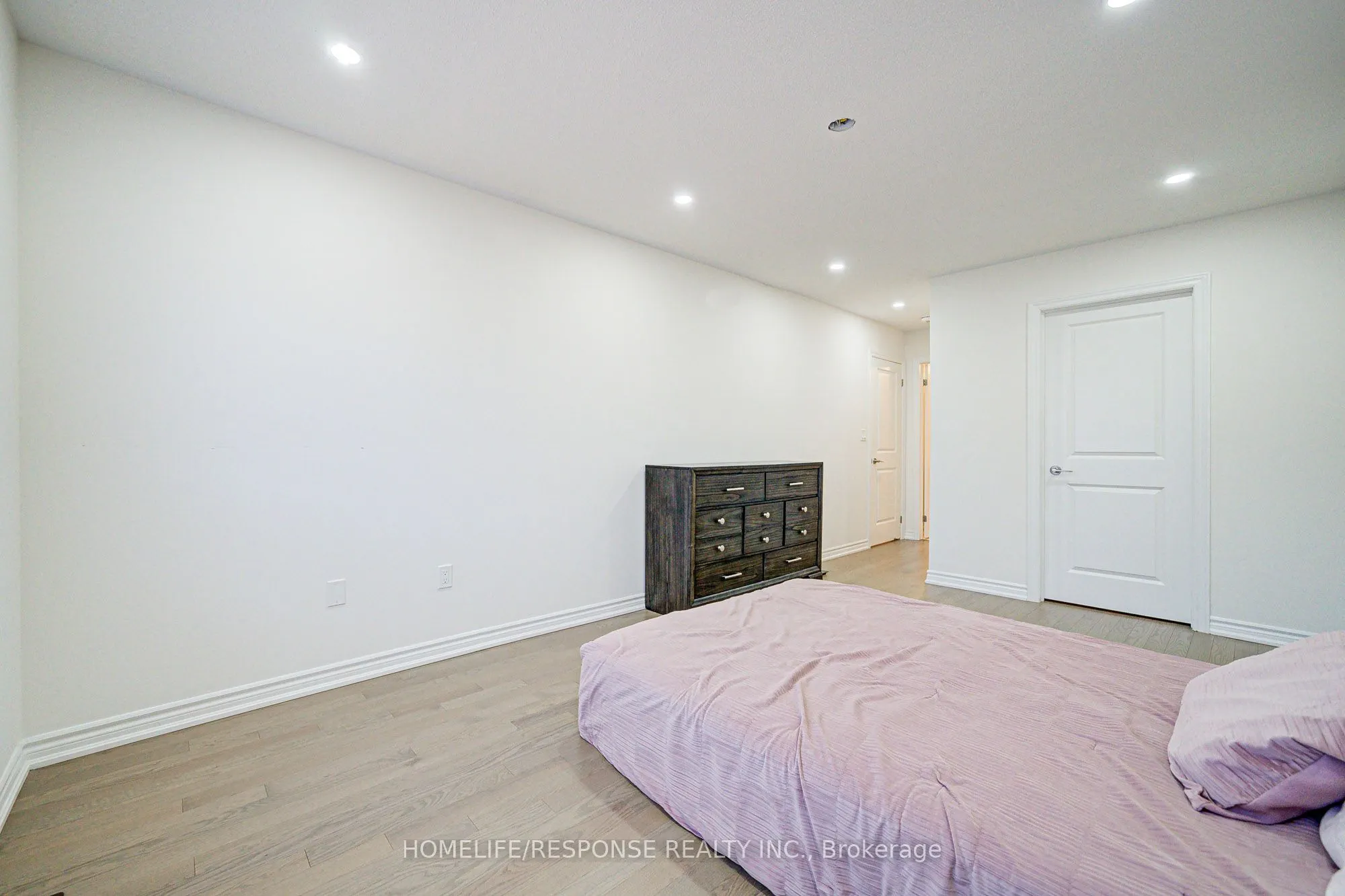 595 CELANDINE Terrace