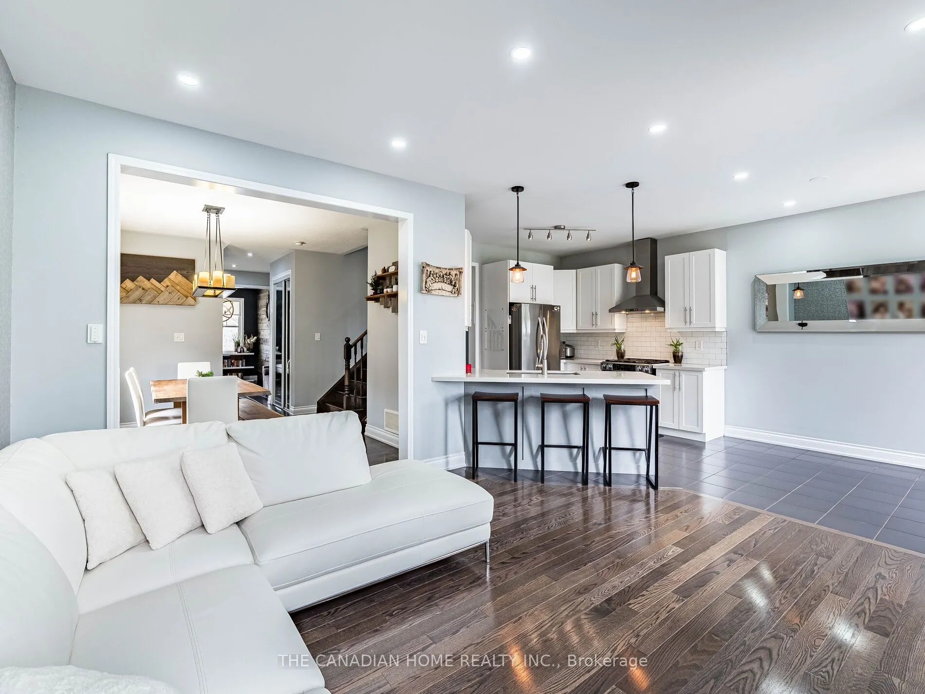 3 Arkwright Drive
