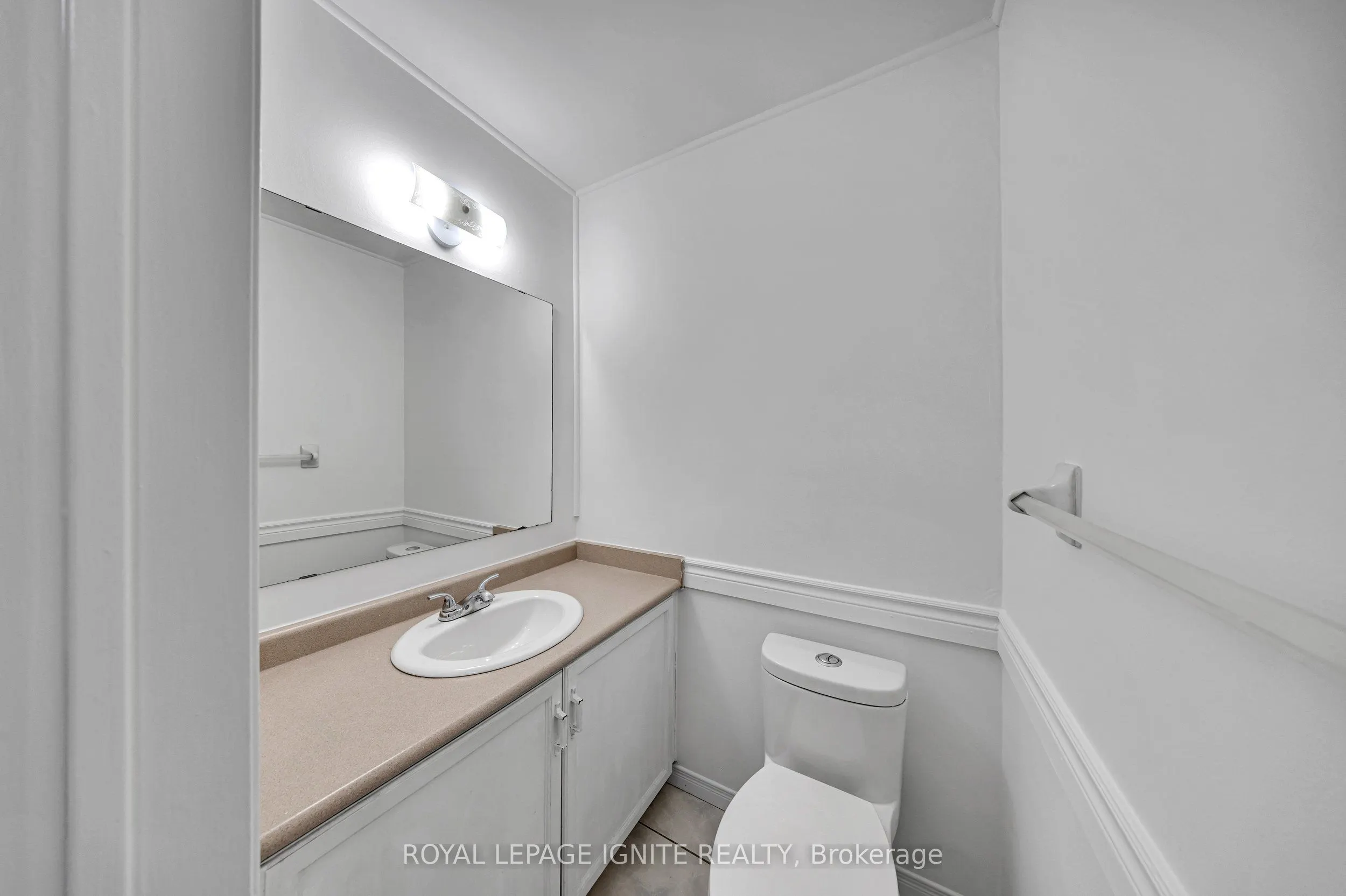 21 Toba Crescent