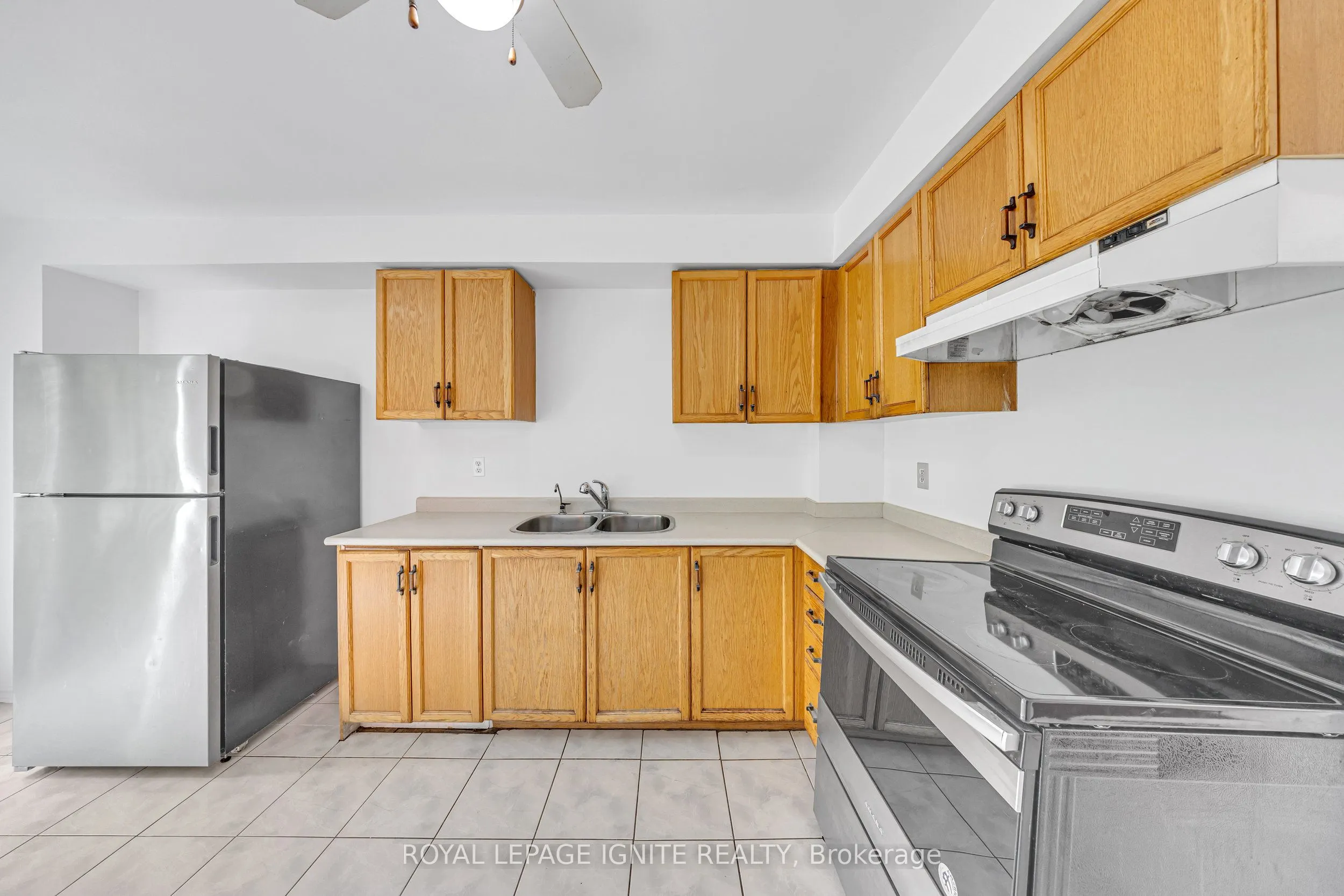 21 Toba Crescent