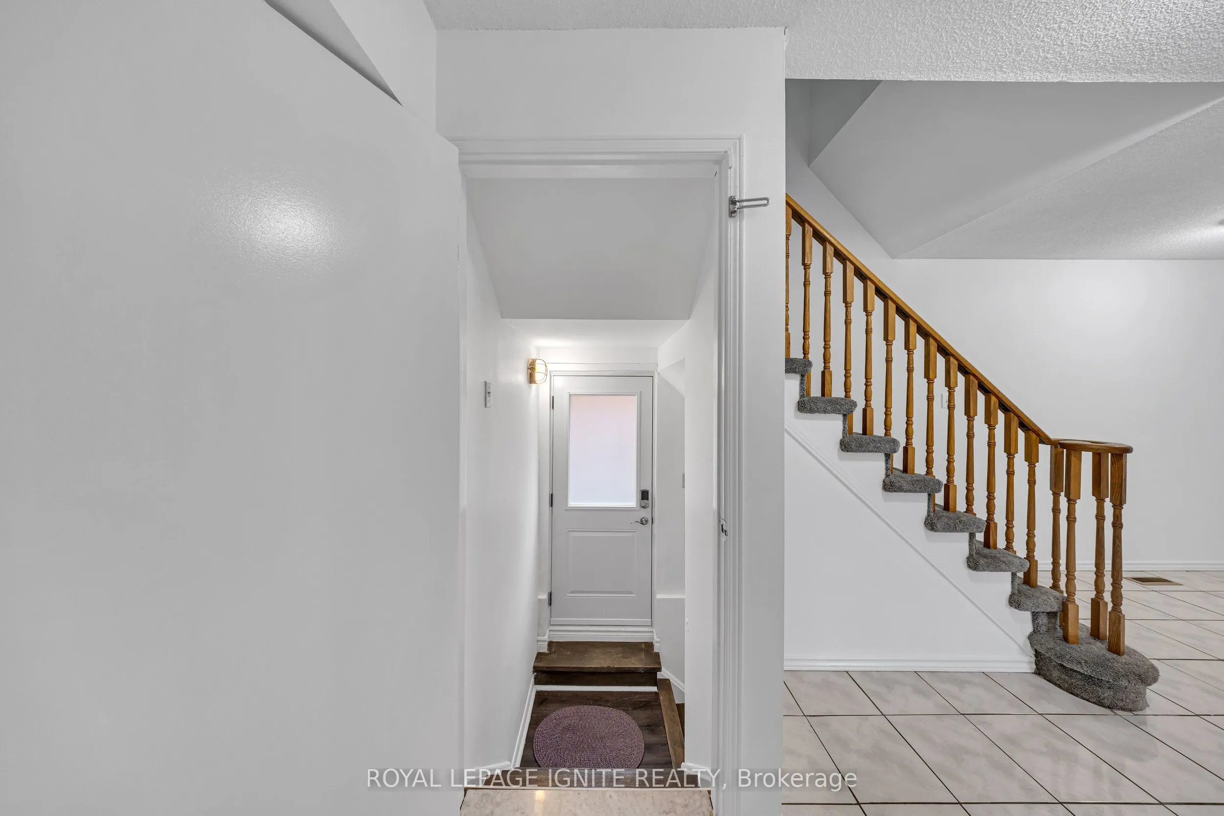 21 Toba Crescent