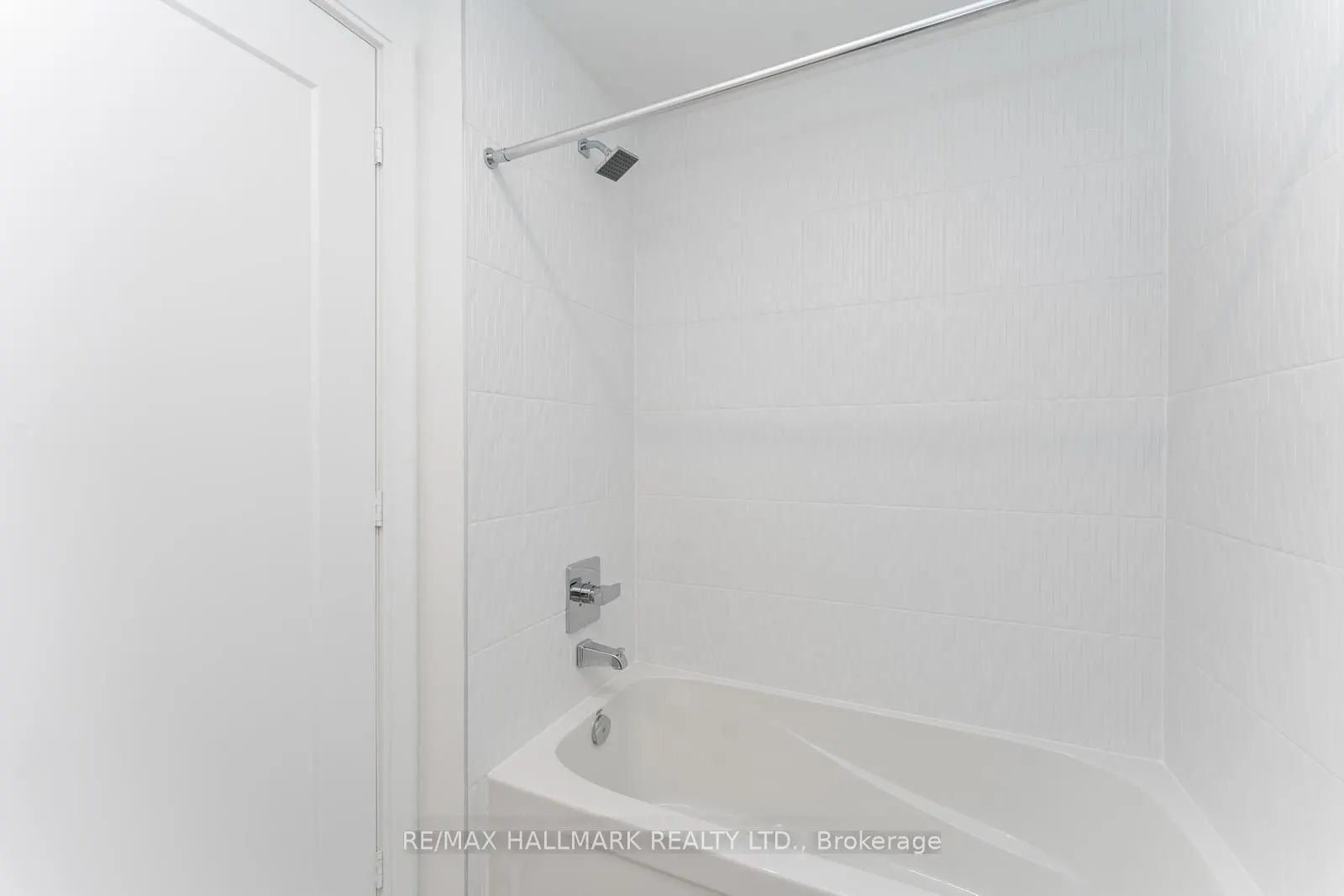 65 Annie Craig Drive, #1507