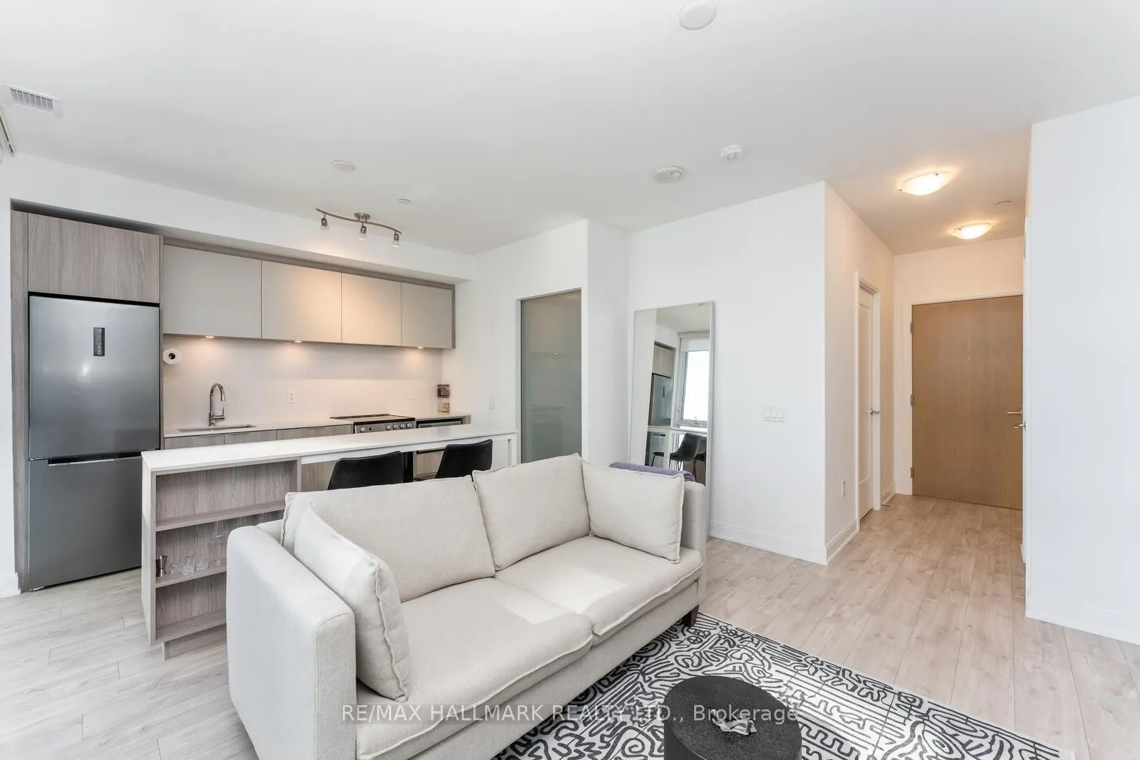 65 Annie Craig Drive, #1507