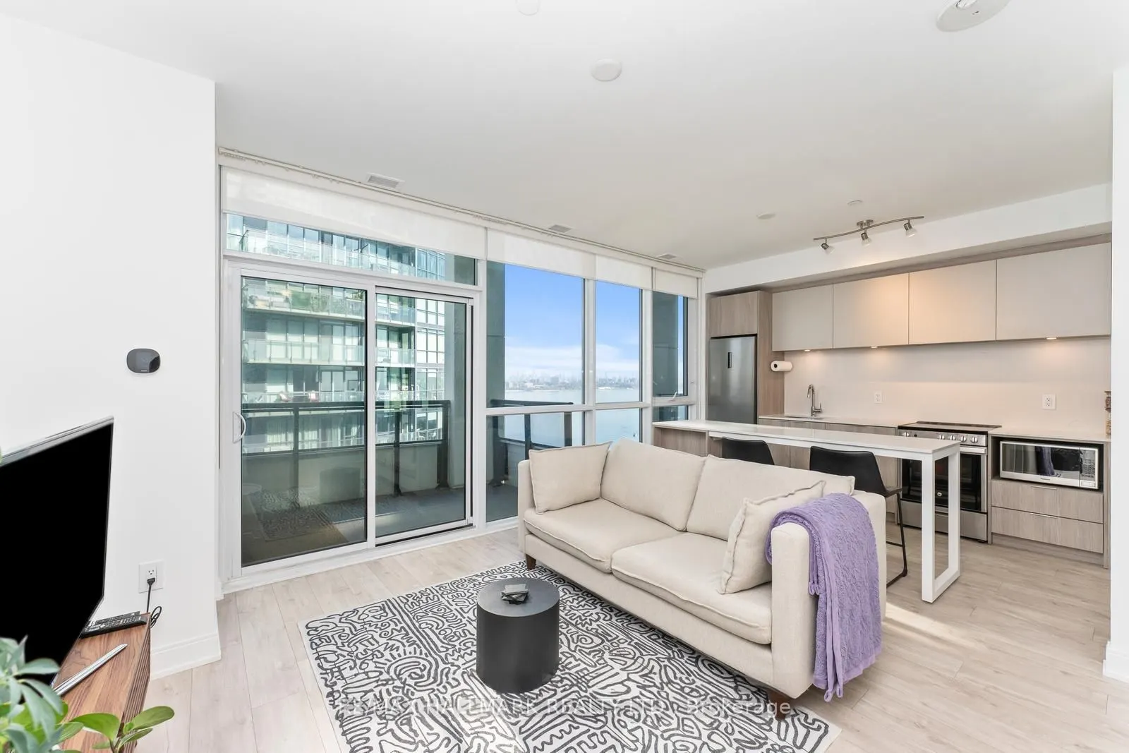 65 Annie Craig Drive, #1507