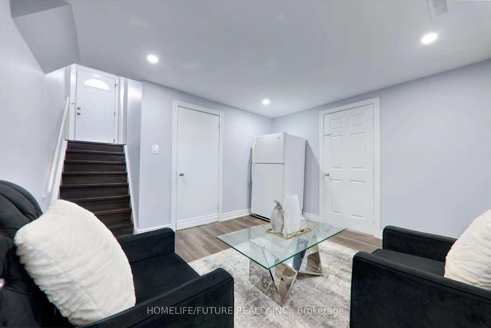 43 Tamarisk Drive, #Bsmt