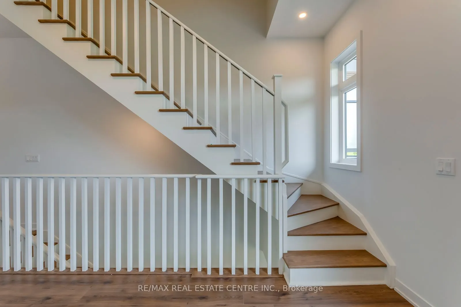 3049 Trailside Drive