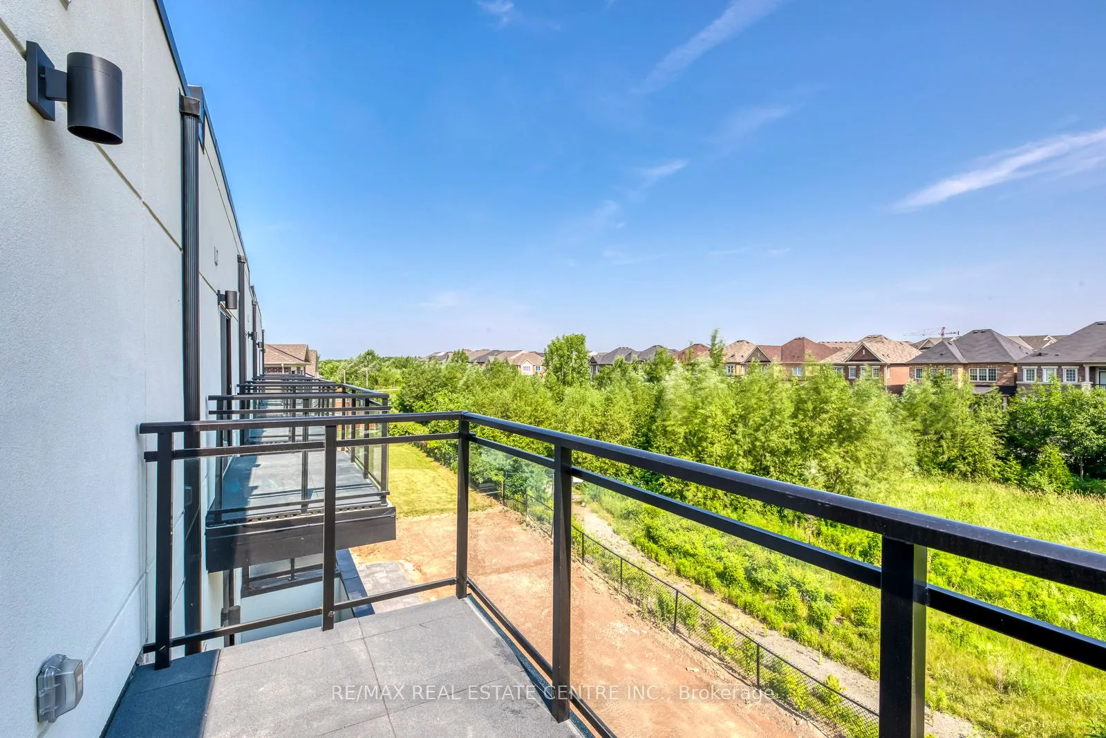 3049 Trailside Drive
