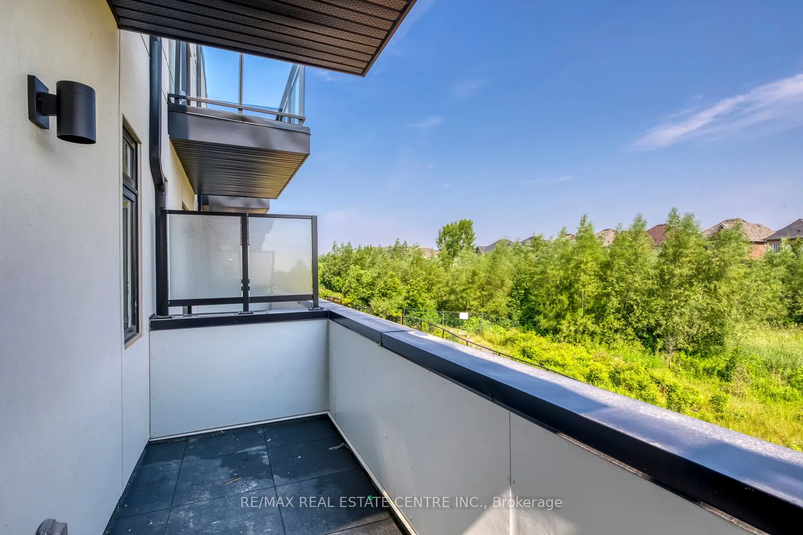 3049 Trailside Drive
