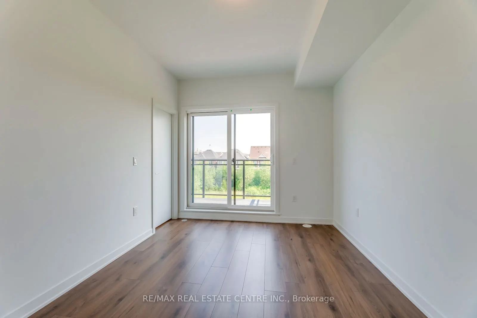 3049 Trailside Drive