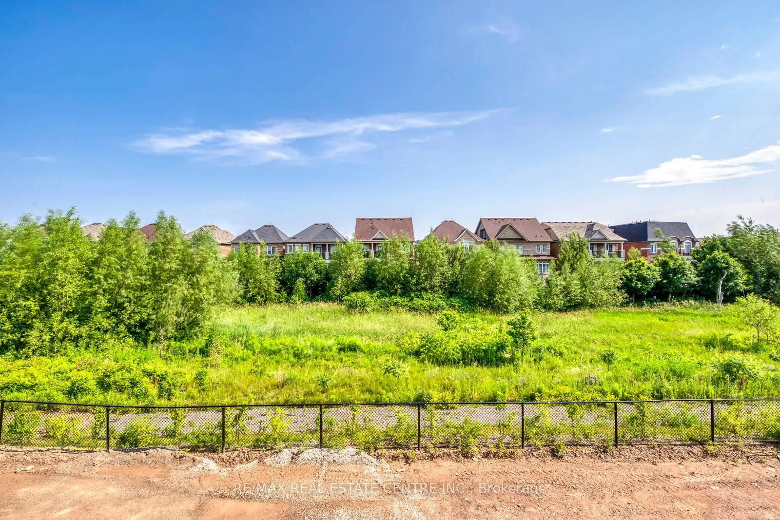 3049 Trailside Drive