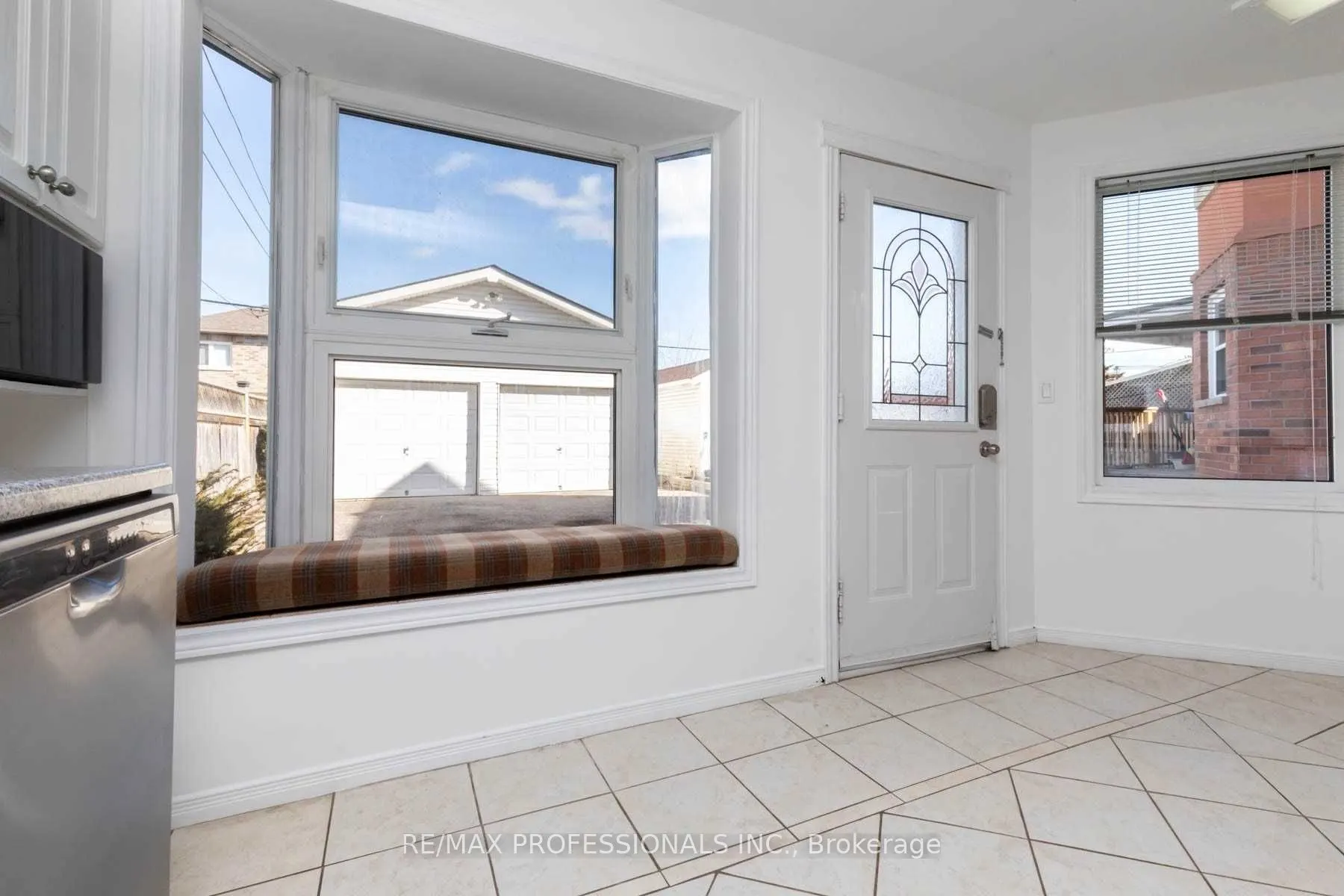 5 Teston Boulevard