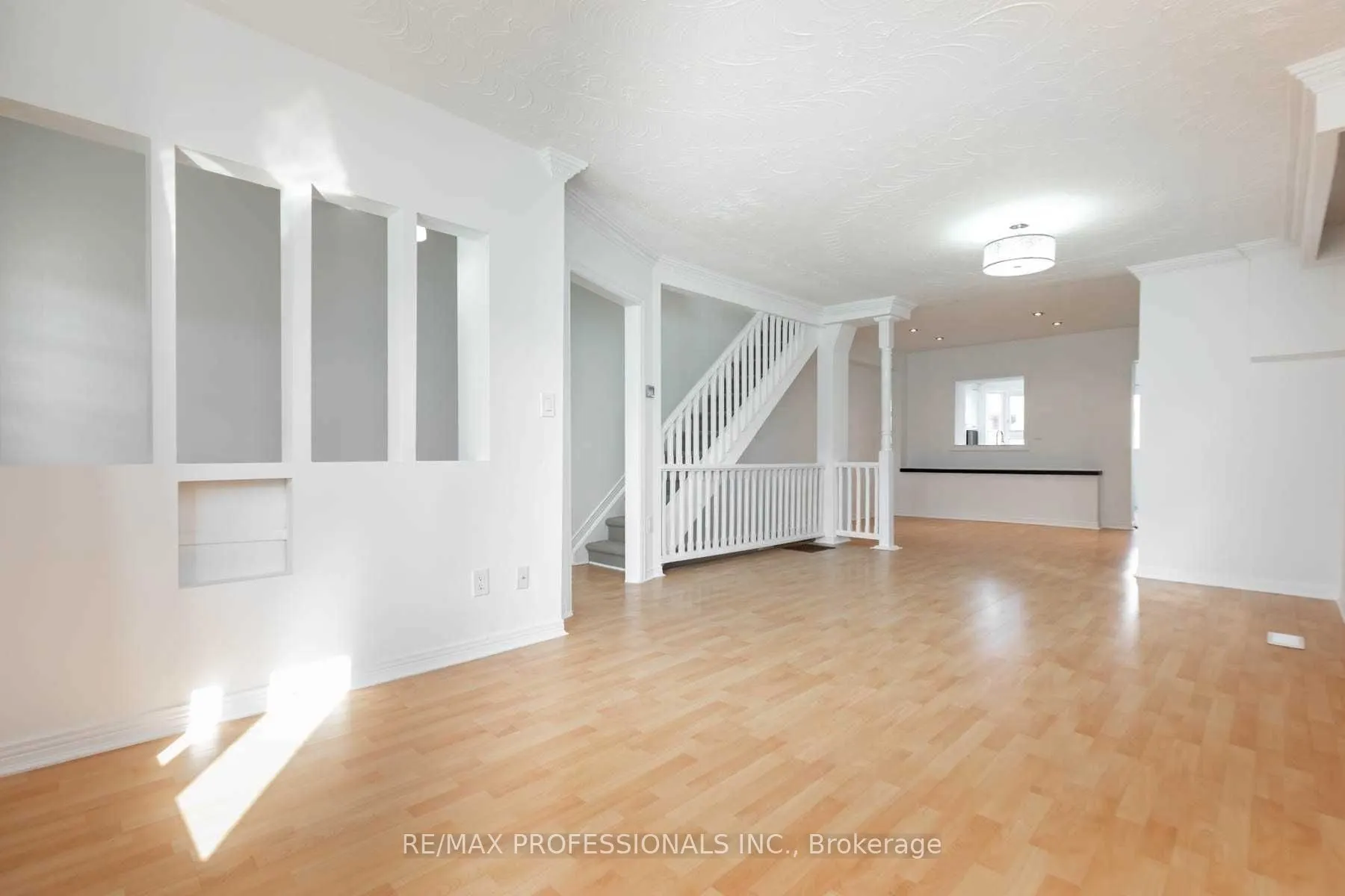 5 Teston Boulevard