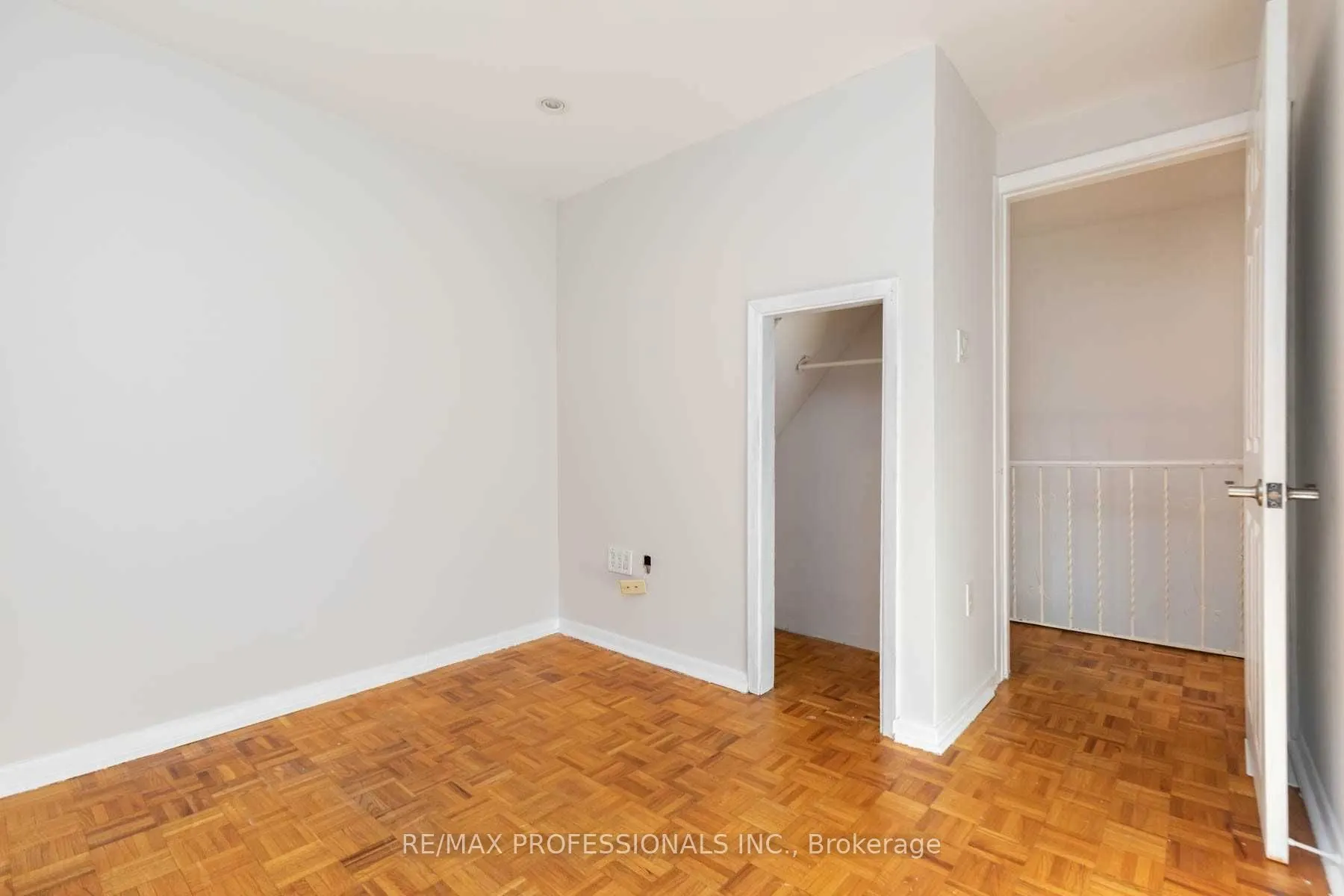 5 Teston Boulevard