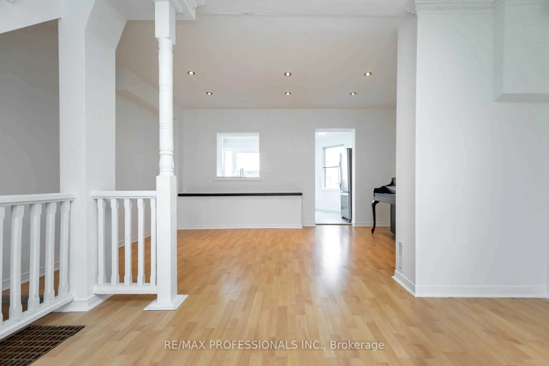 5 Teston Boulevard