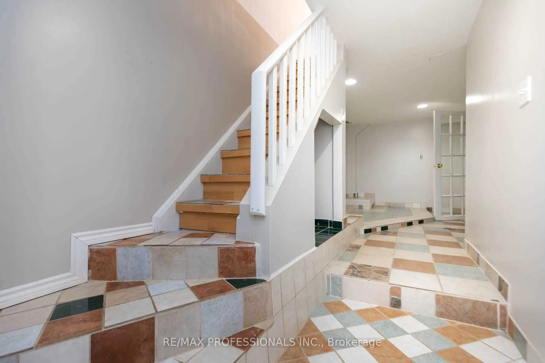 5 Teston Boulevard