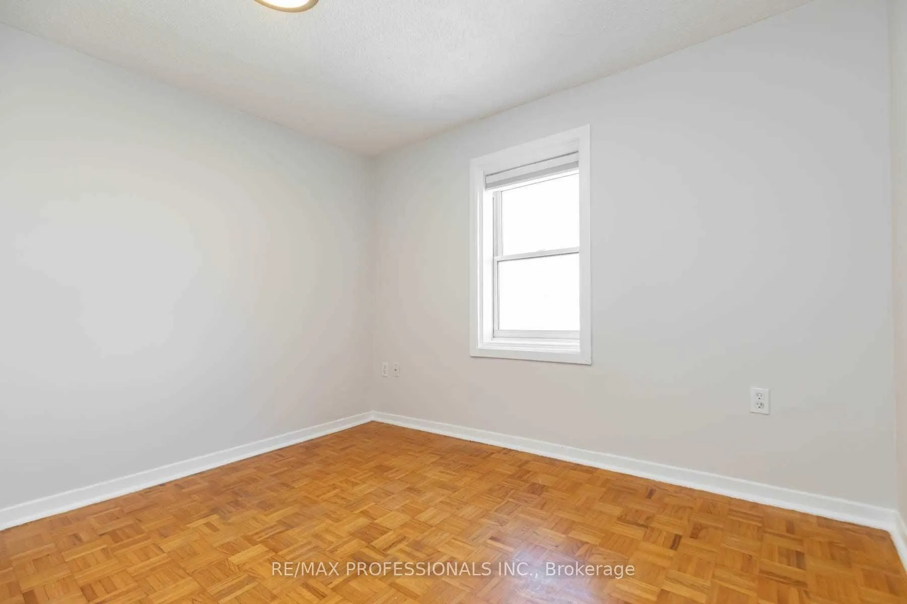5 Teston Boulevard