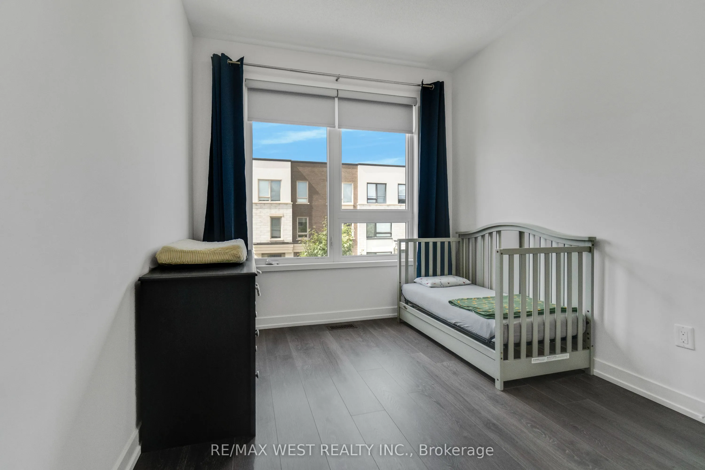 3179 Mintwood Circle