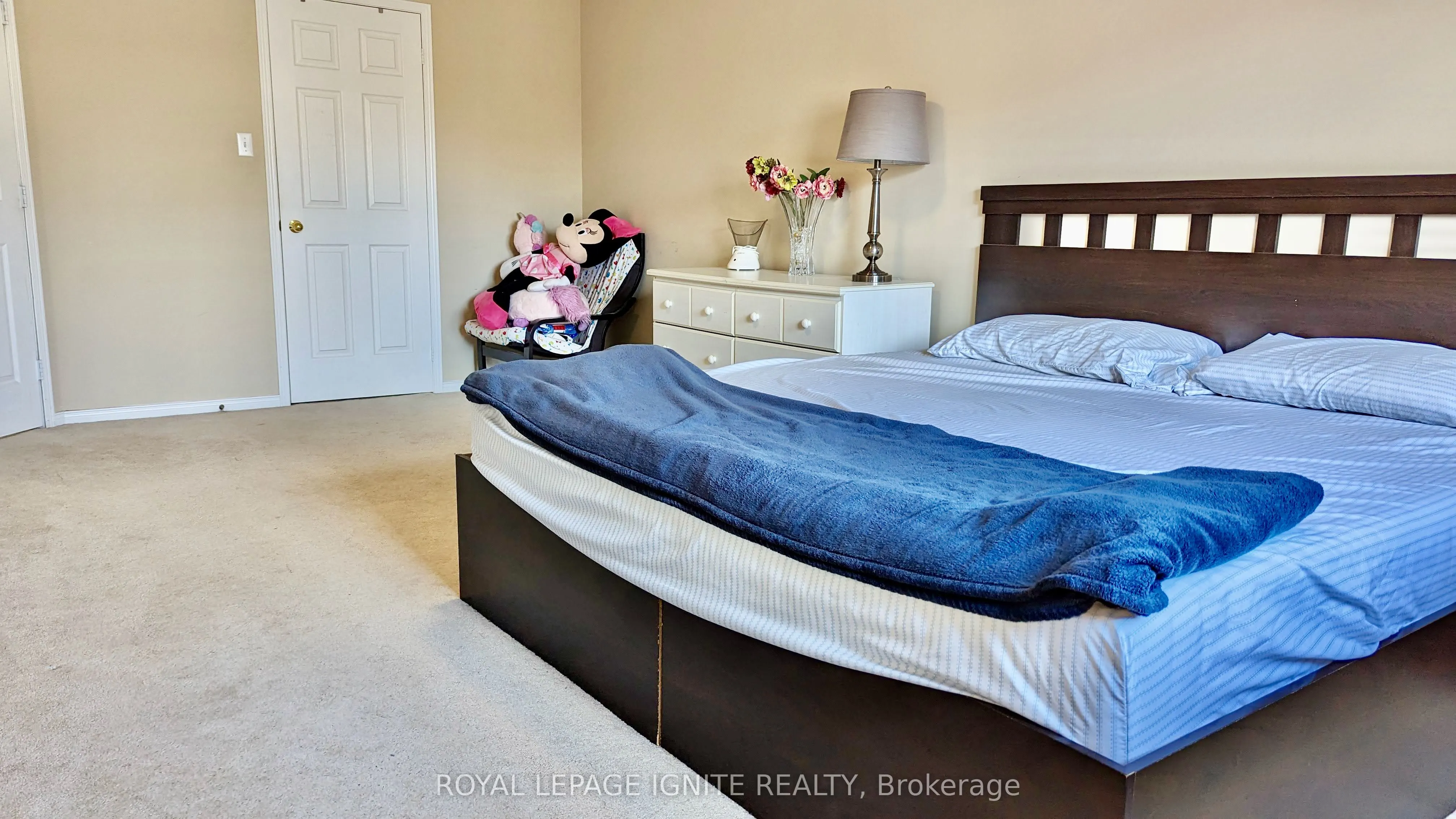 5952 Chalfont Crescent