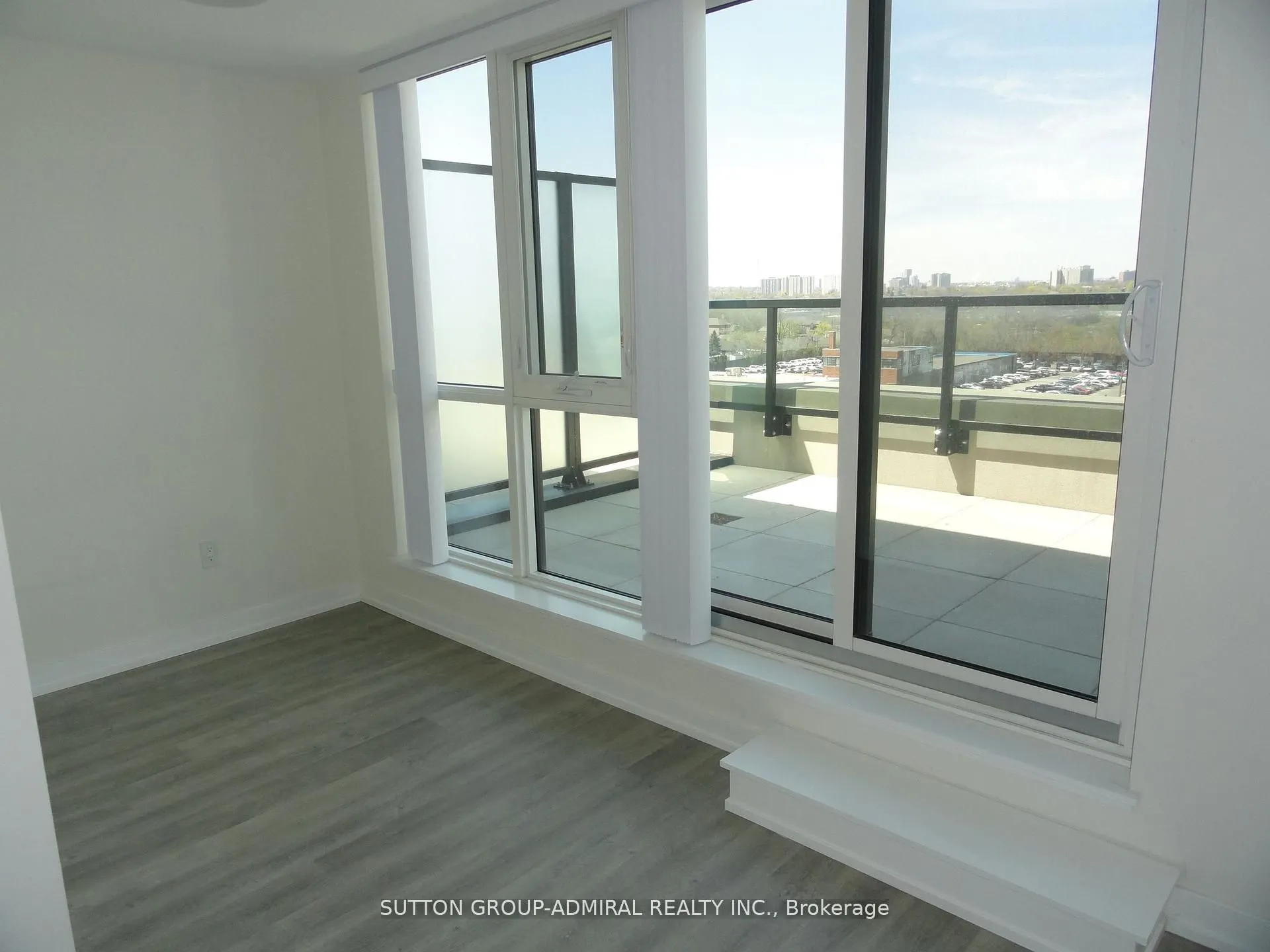 2300 St Clair Avenue W, #718