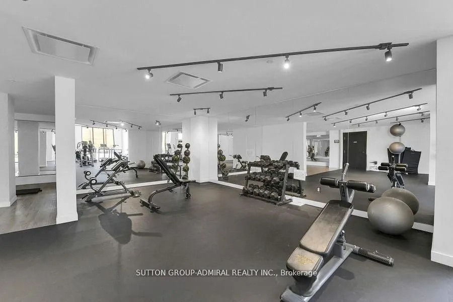 2300 St Clair Avenue W, #718