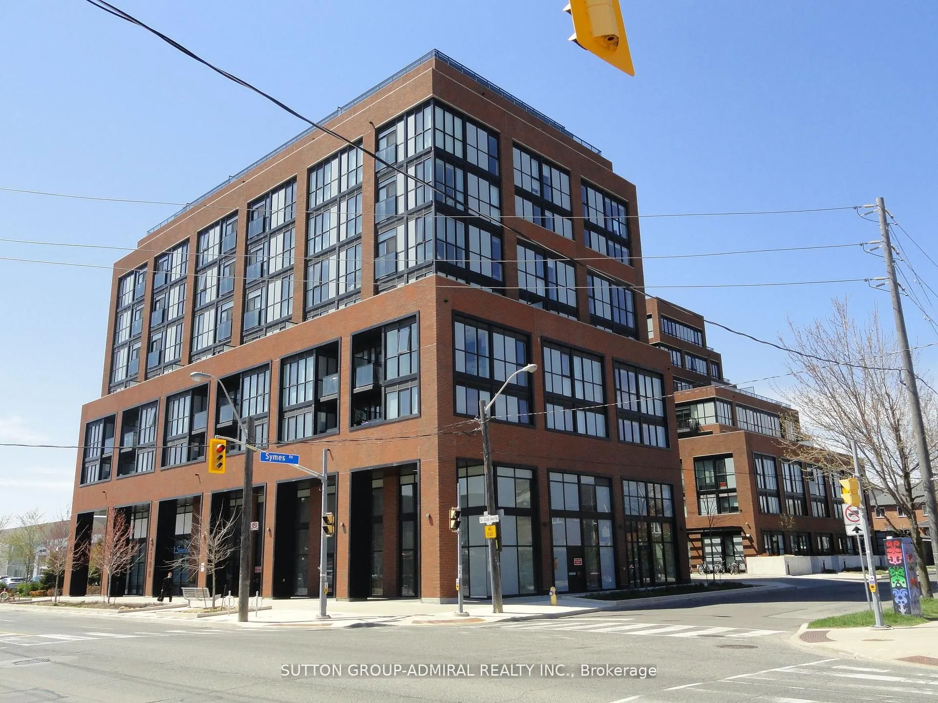 2300 St Clair Avenue W, #718