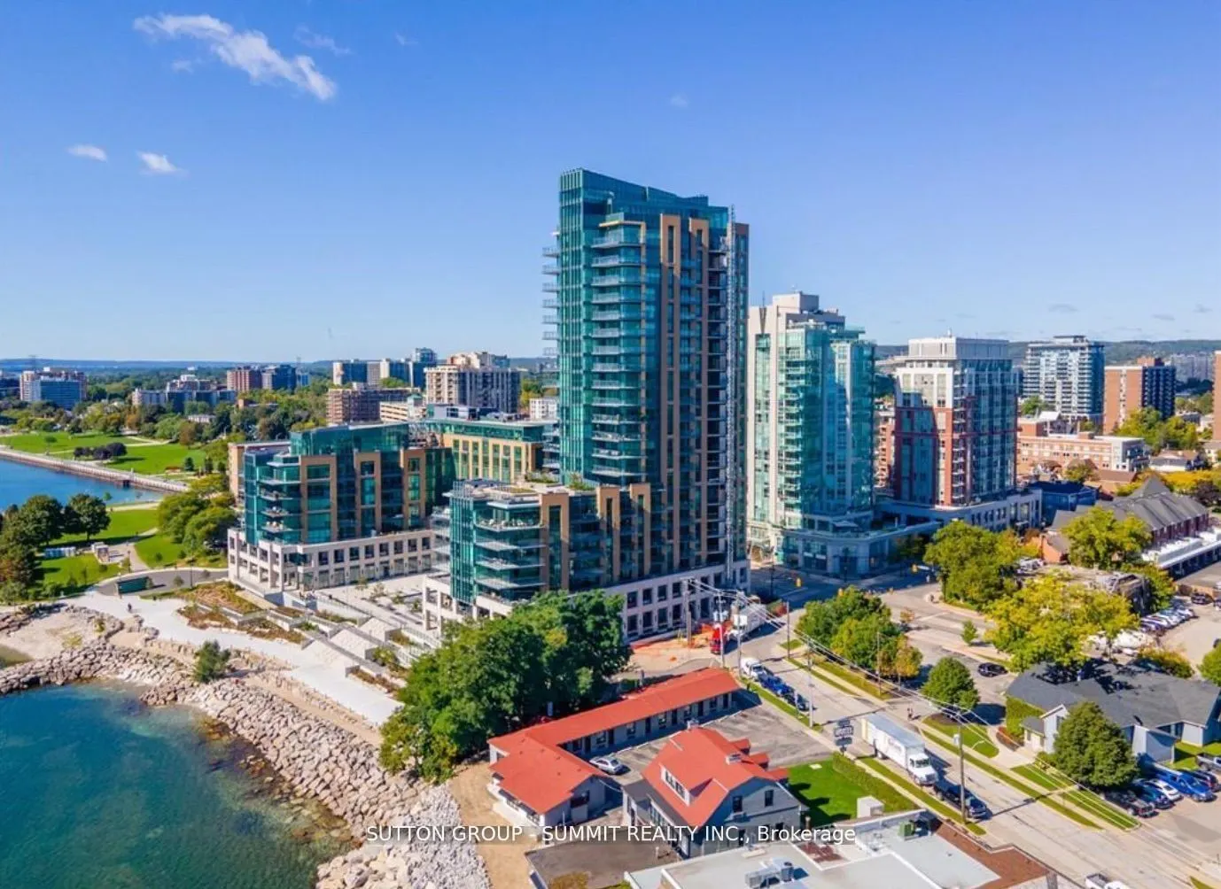 2060 Lakeshore Road, #404