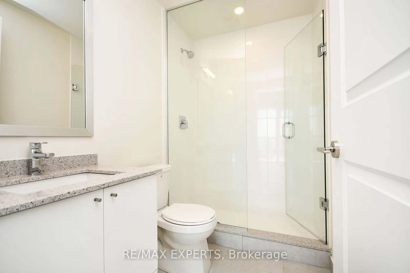 35 Watergarden Drive, #2915