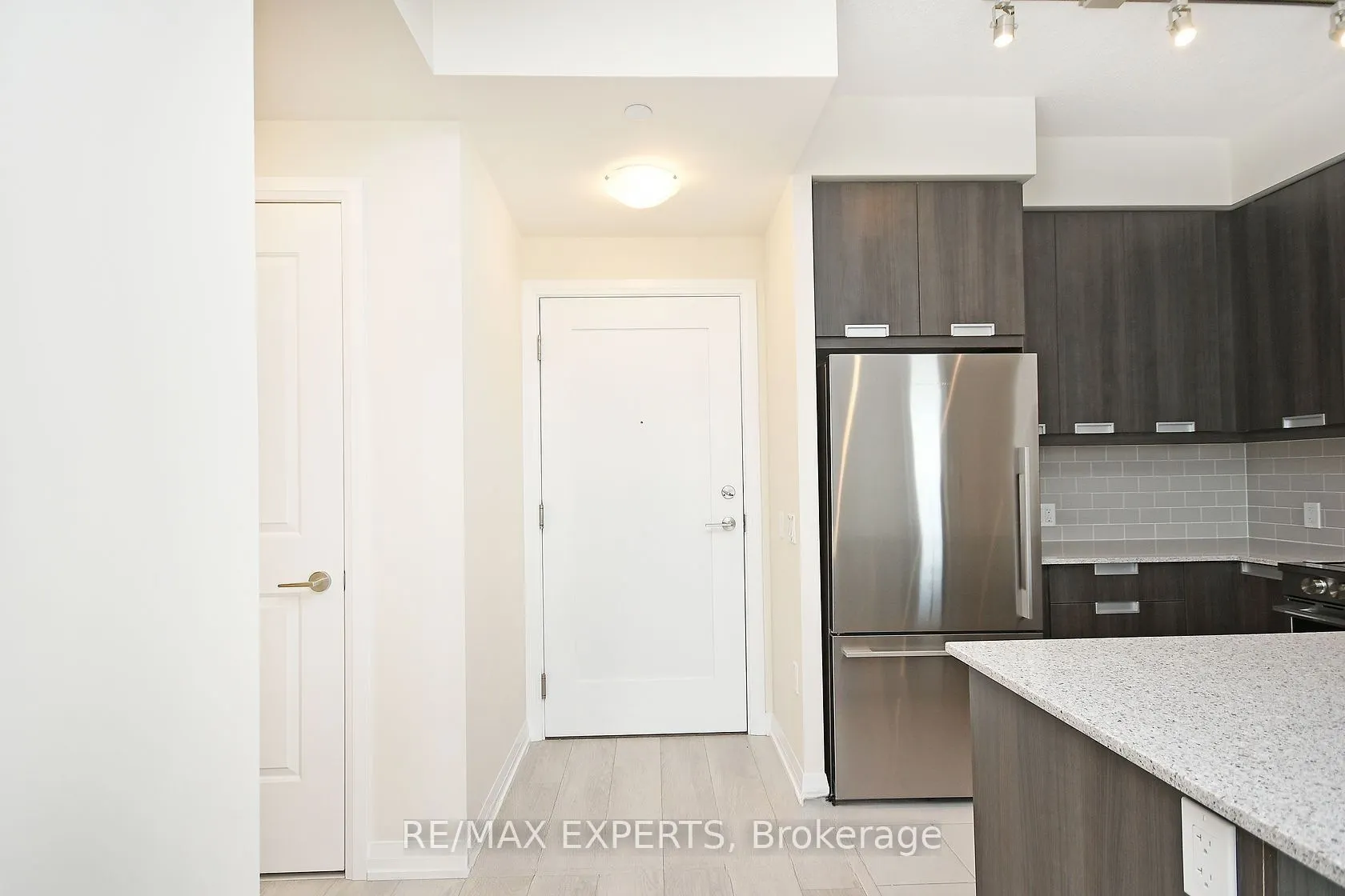 35 Watergarden Drive, #2915