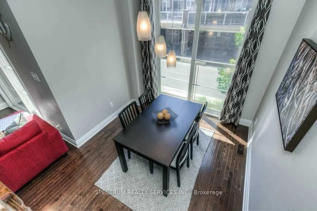 165 Hampshire Way, #31