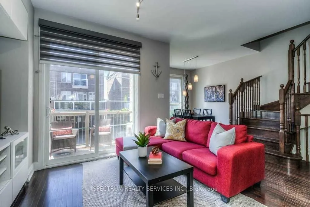 165 Hampshire Way, #31