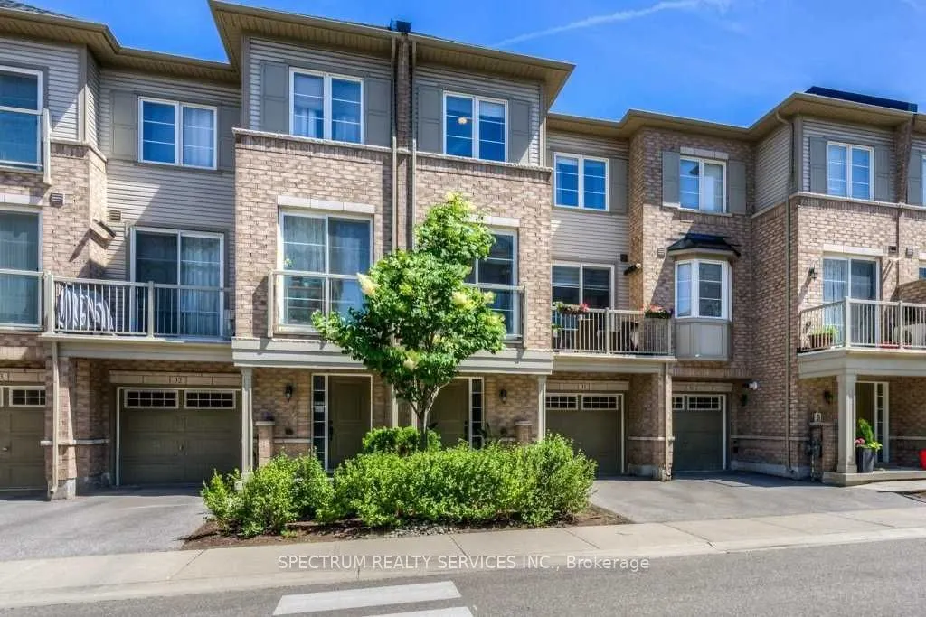 165 Hampshire Way, #31