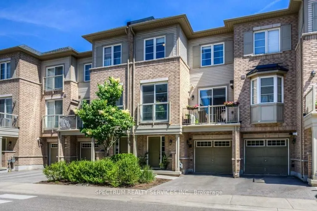 165 Hampshire Way, #31