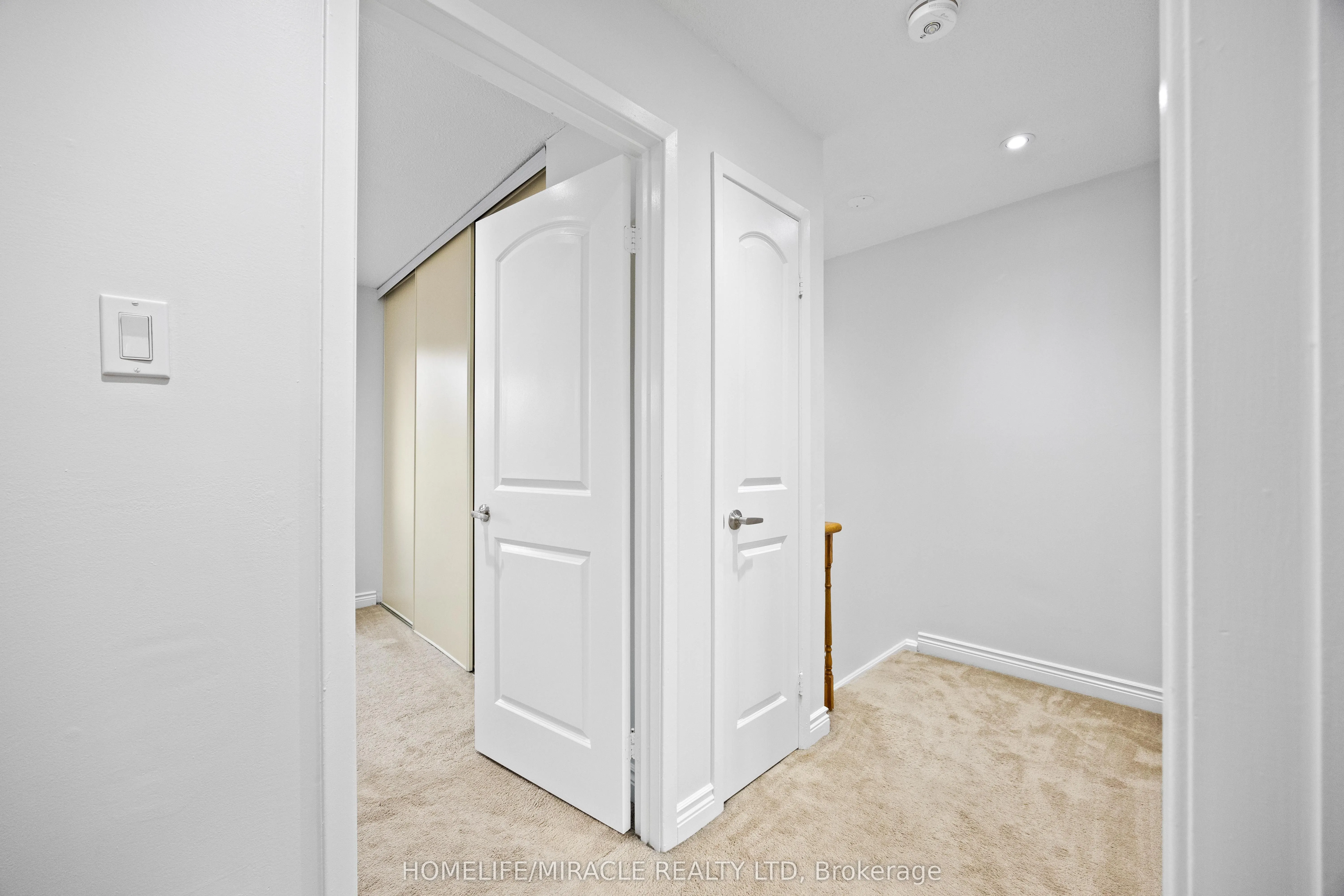 21 Folkstone Crescent