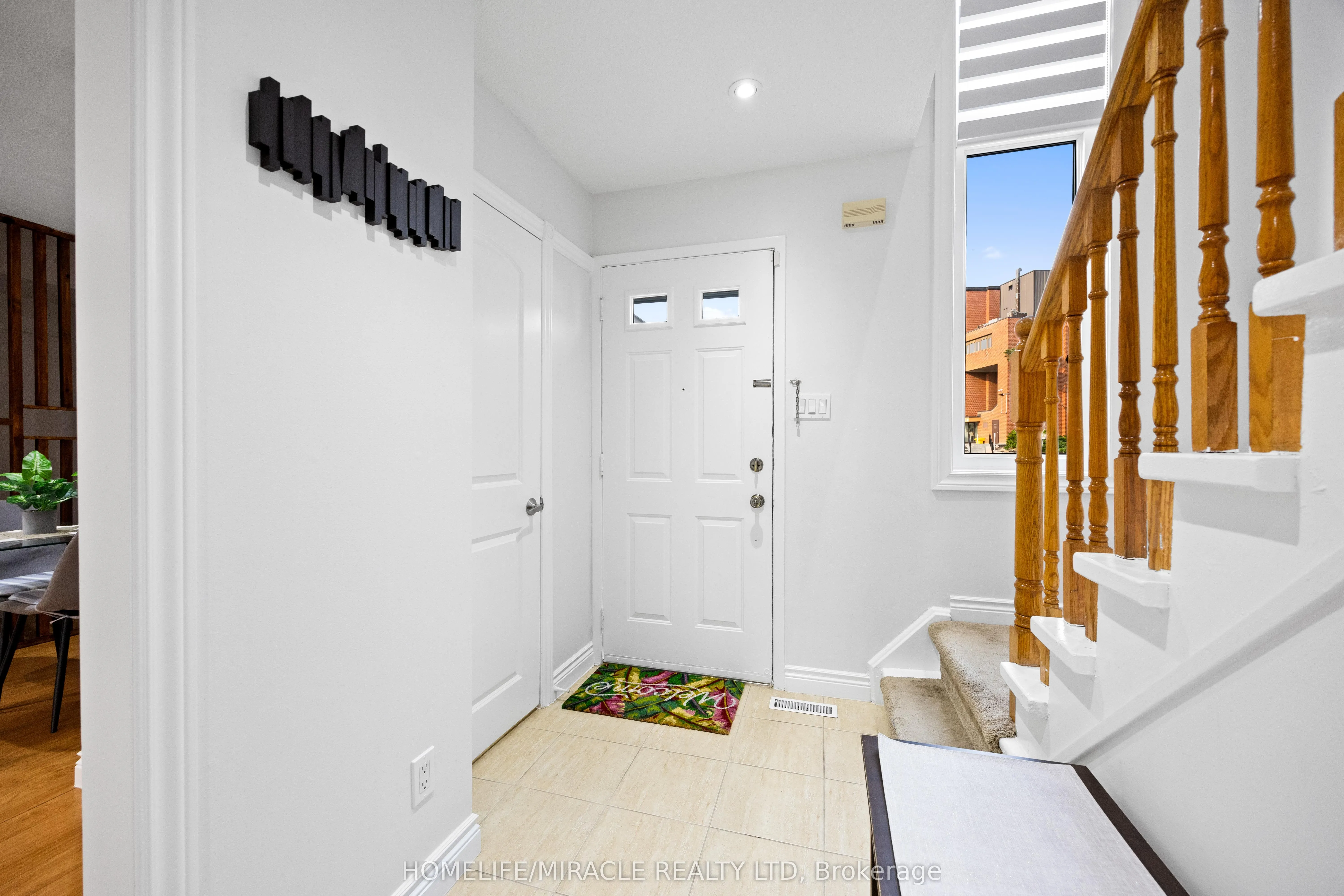 21 Folkstone Crescent