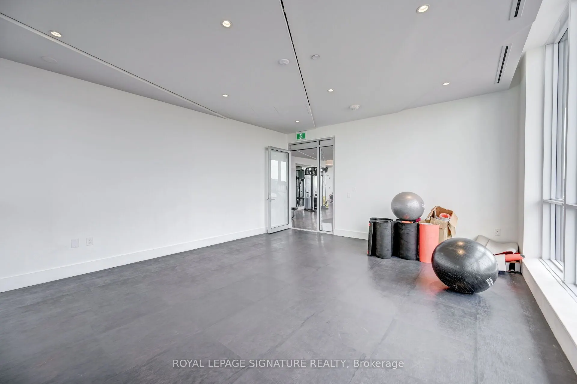 30 Gibbs Road, #1610