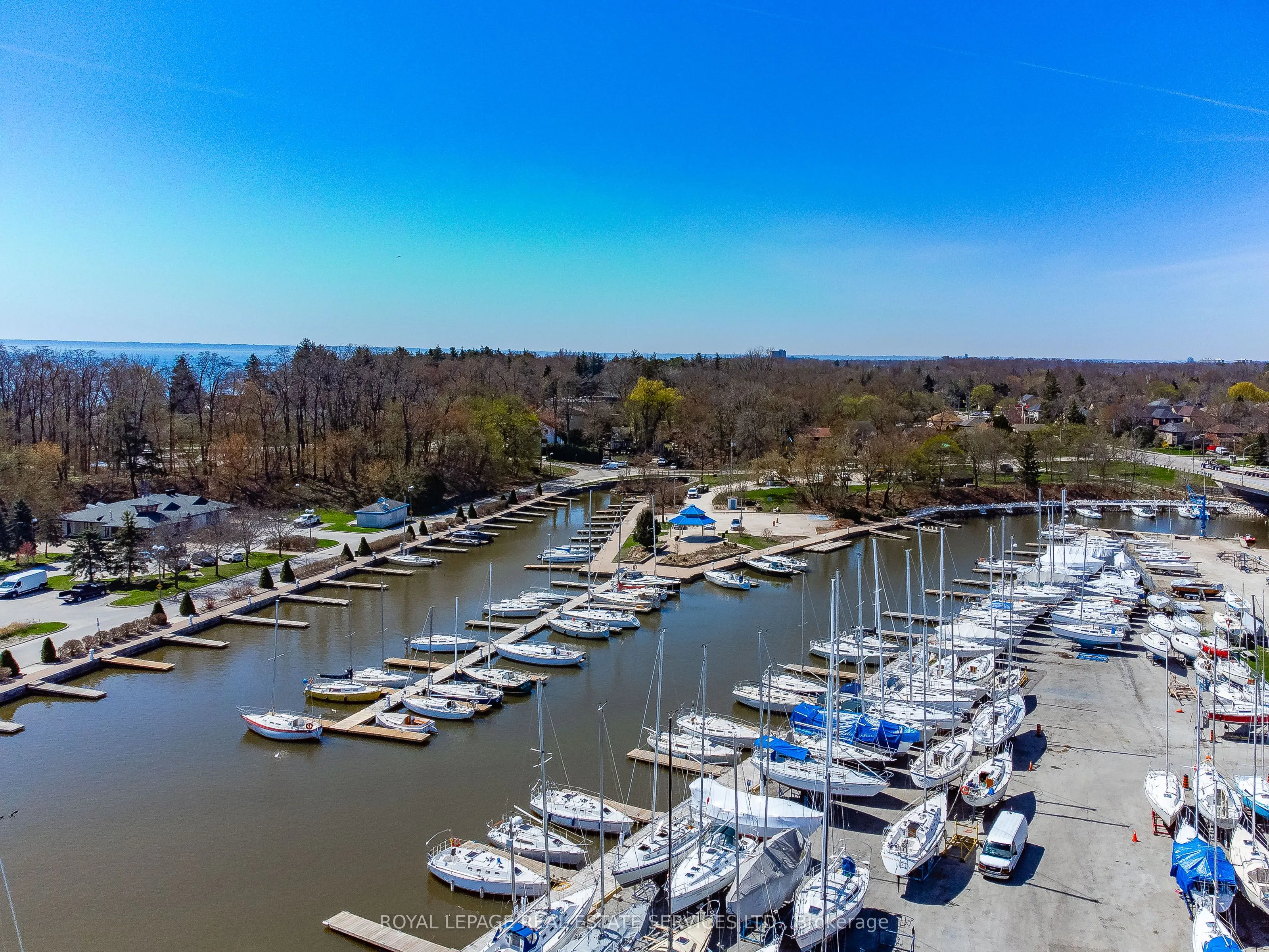 102 Bronte Road, #215