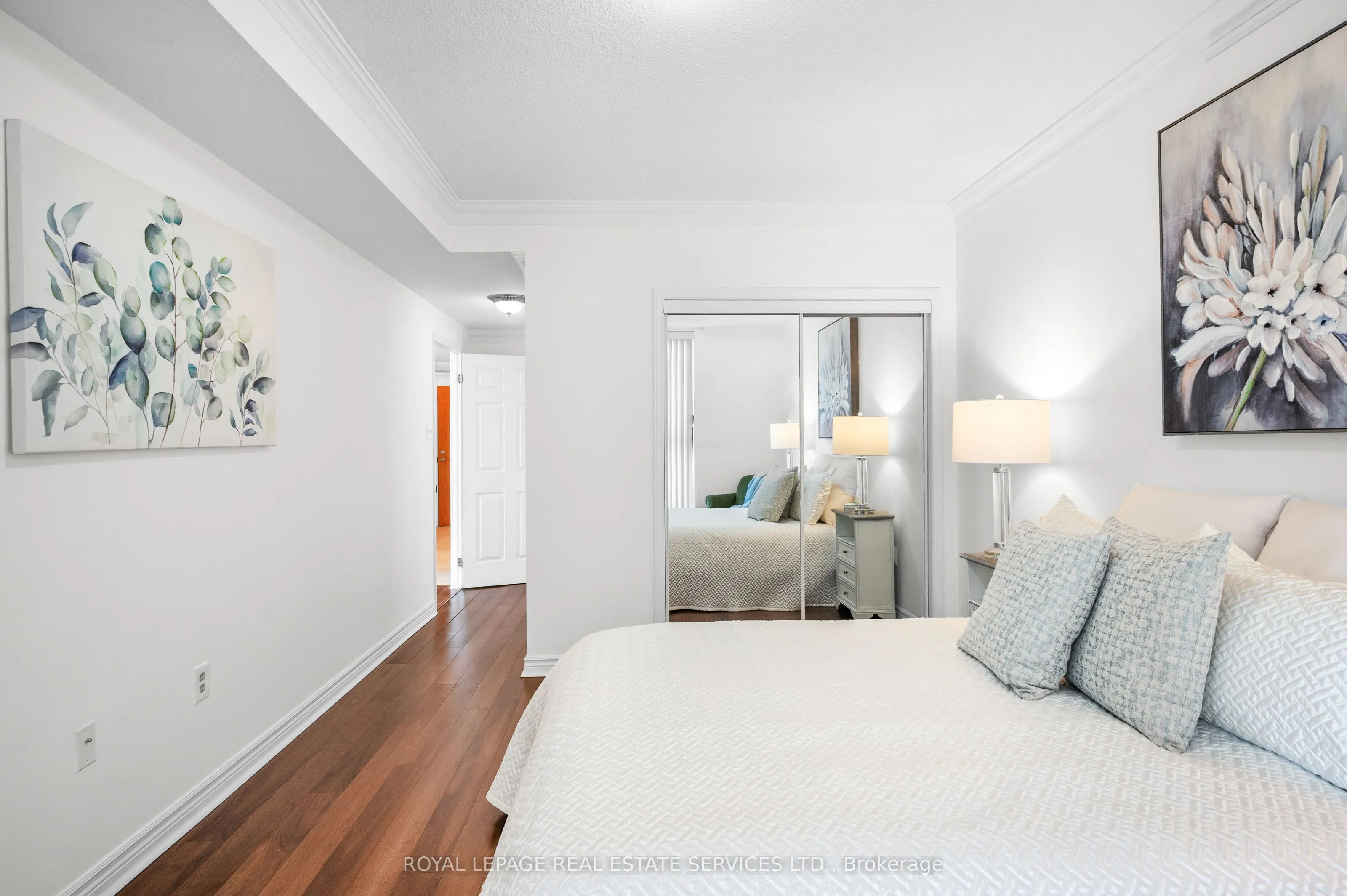 102 Bronte Road, #215