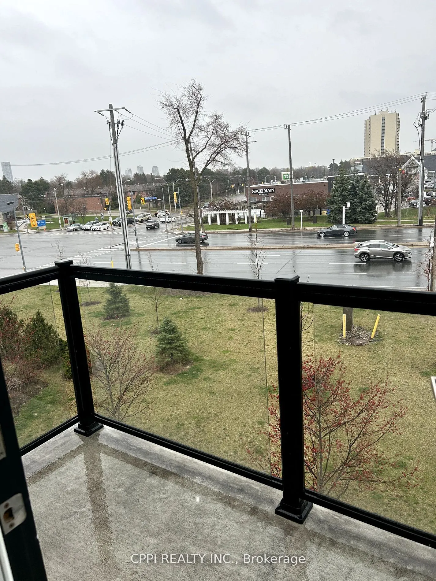 402 East Mall Drive, #318A