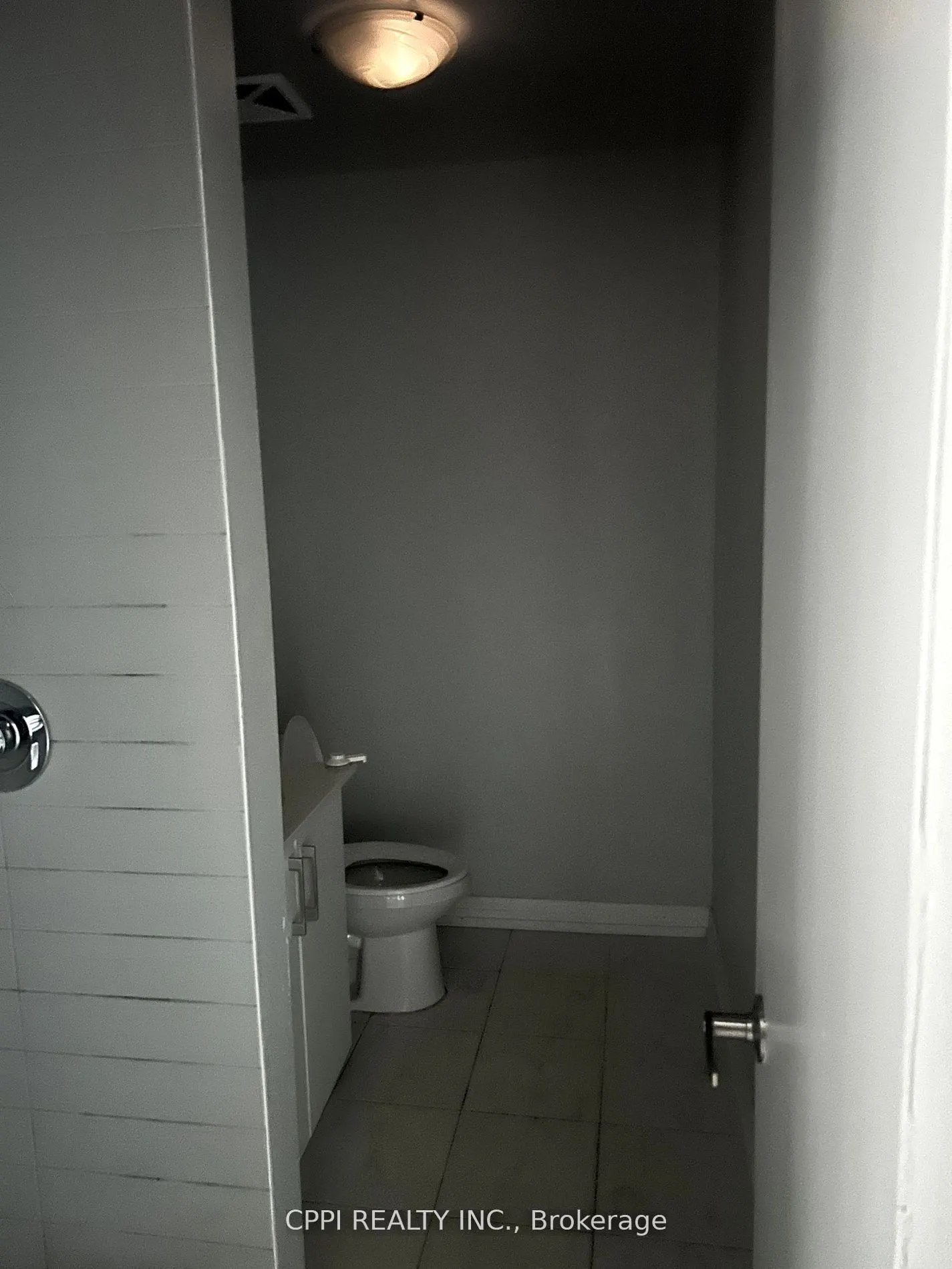 402 East Mall Drive, #318A