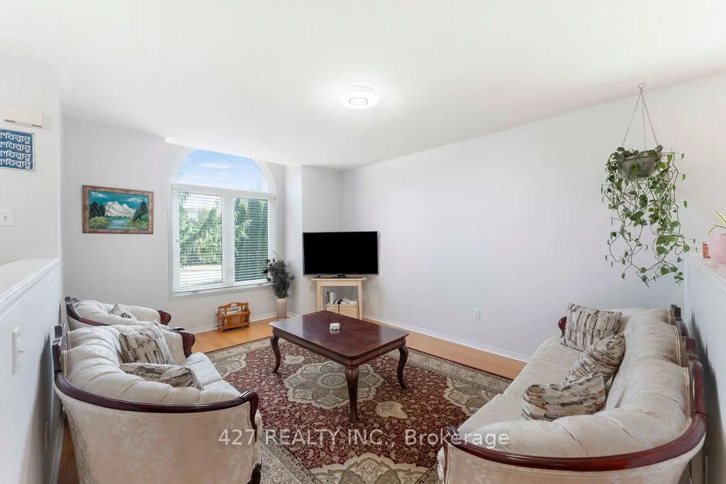 59 Eastview Crescent