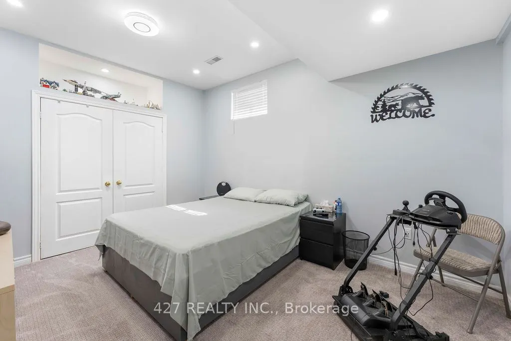 59 Eastview Crescent