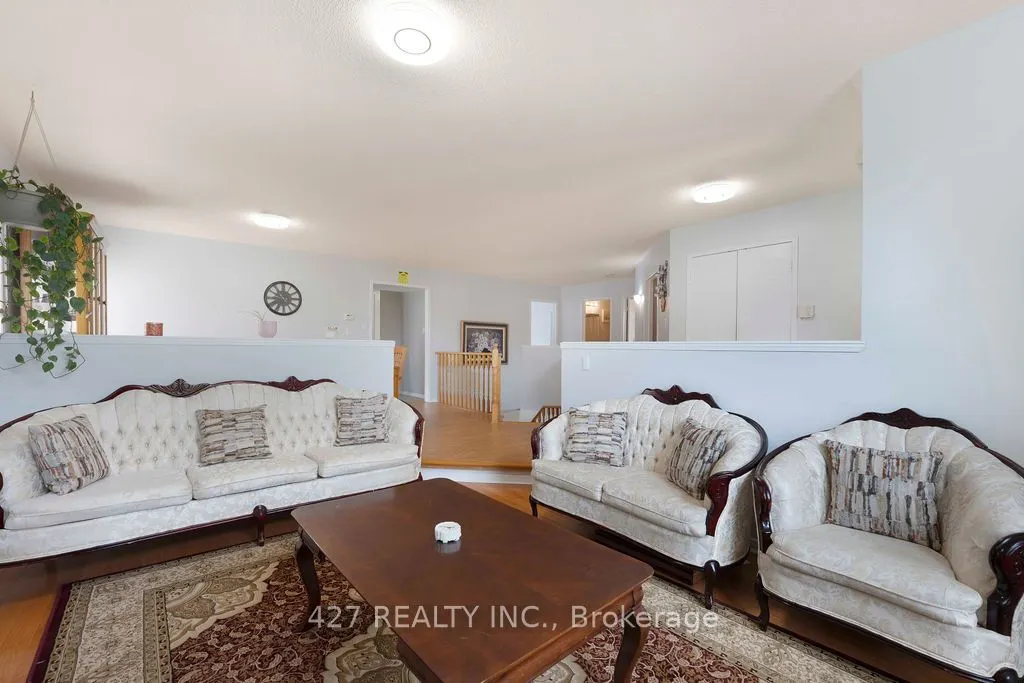 59 Eastview Crescent