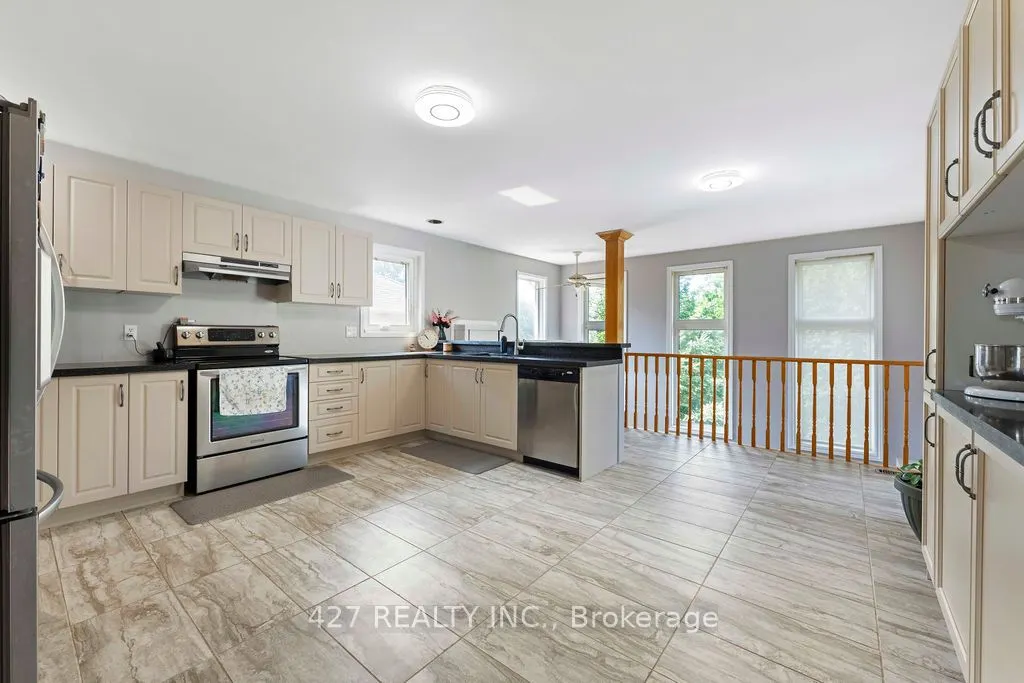 59 Eastview Crescent